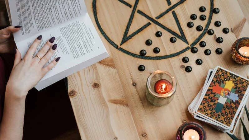 Come affrontare i problemi sentimentali con l’aiuto della magia fatta in modo professionale